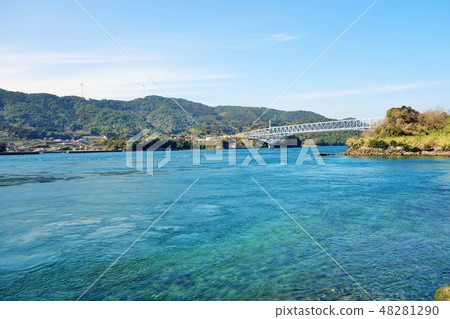 Black Seto Ohashi, scenery around the strait, Akune City, Nagashima Town, Kagoshima Prefecture 48281290