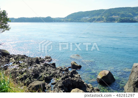 Black Seto Ohashi, scenery around the strait, Akune City, Nagashima Town, Kagoshima Prefecture Black Seto Ohashi, scenery around the strait, Akune City, Nagashima Town, Kagoshima Prefecture 48281297