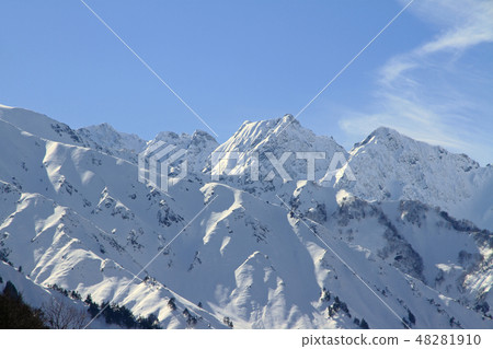冬天立山山脈撤退的北阿爾卑斯山 48281910