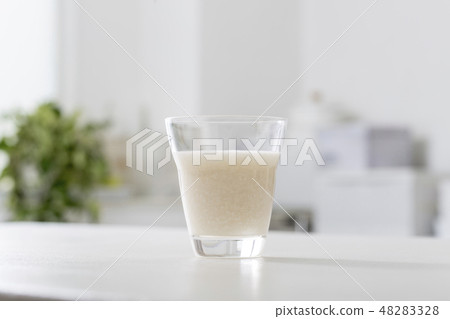 Cold sweet sake Cold sweet sake 48283328