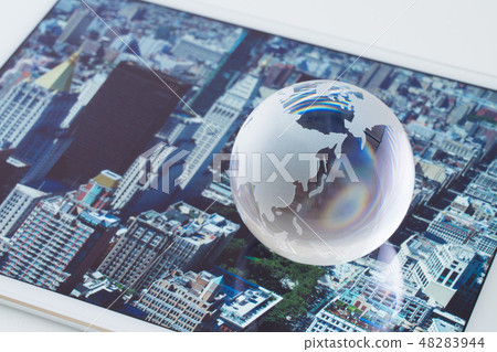 Globalism American Manhattan and New York's Manhattan and the glass globe 48283944