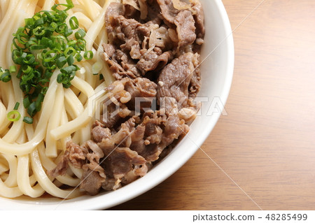 Beef topping Bukkake noodles (cold). 48285499