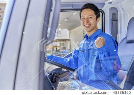 Business scene delivery driver 48286390