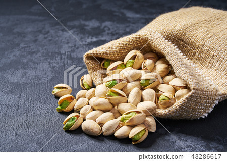 Pistachios in bag with copy space Pistachios in bag with copy space 48286617
