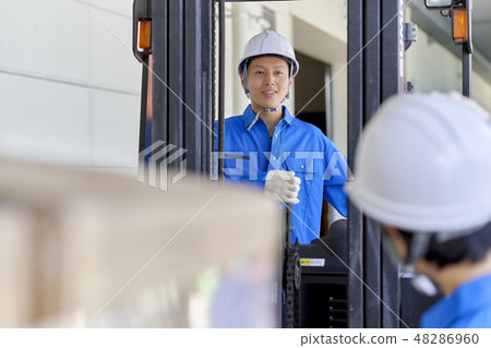 Business scene warehouse forklift Business scene warehouse forklift 48286960