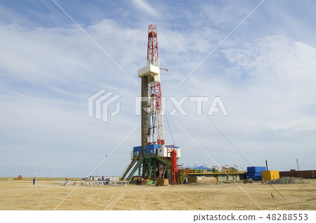 Loaded drilling rig 48288553