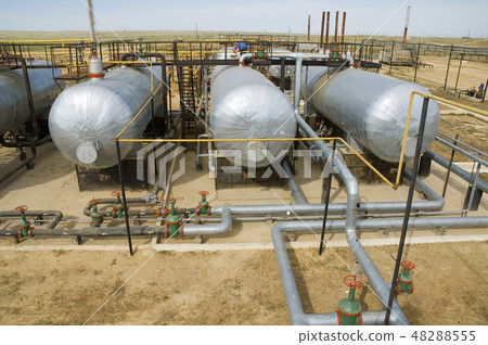 Oil tanks on pumping station 48288555