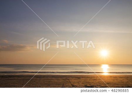 sea of summer background and sunset 48290885