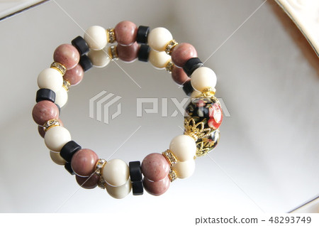 Rose Pattern Beads & Lord Knight Bracelet (Handmade) Rose Pattern Beads & Lord Knight Bracelet (Handmade) 48293749