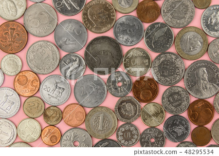 Different country coins - Stock Photo [48295534] - PIXTA
