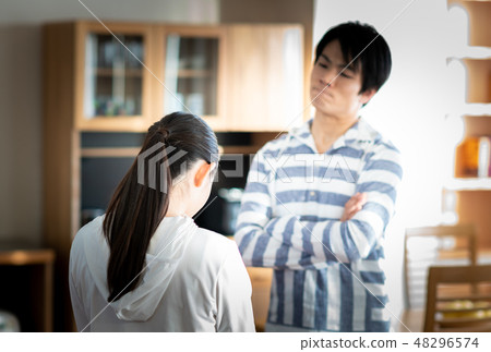 一對夫婦 一對夫婦 48296574