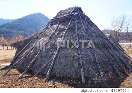 在繩文時代的房子 在繩文時代的房子 48297954