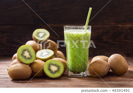 glass of kiwi juice or smoothie with fresh fruits glass of kiwi juice or smoothie with fresh fruits 48301491
