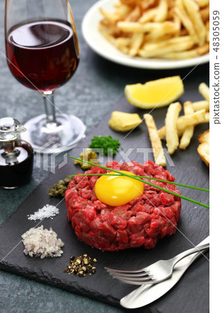 Steak tartar Steak tartar 48305059