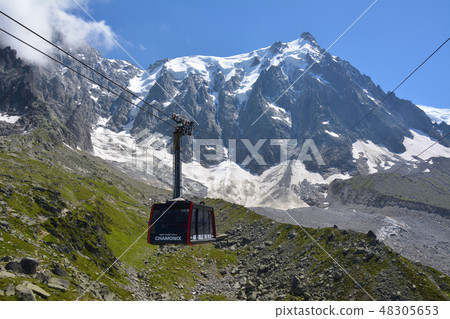Aiguille du du Midi索道 - 夏蒙尼勃朗峰，法國 48305653