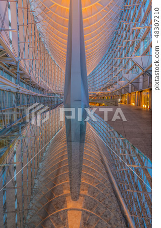 Tokyo International Forum  48307210