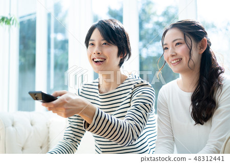 情侶視頻發行情人年輕電視 48312441