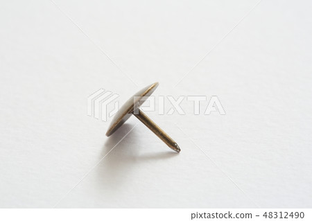 Thumbtack Thumbtack 48312490