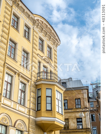 Building in Saint Petersburg, Russia 48313091