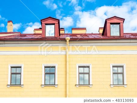 Building in Saint Petersburg, Russia 48313093