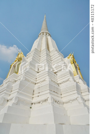 泰國大城府的旅遊景點“Chedi Phukhao Thong” 泰國大城府的旅遊景點“Chedi Phukhao Thong” 48315172
