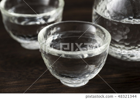 玻璃酒碗 玻璃酒碗 48321344