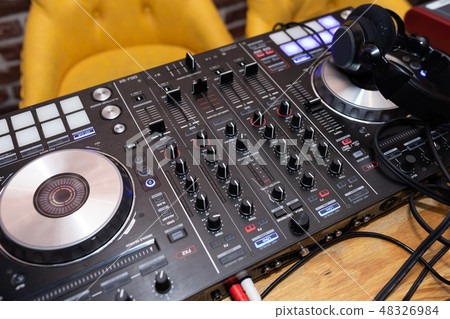 close-up equipment at the disco in the club 48326984