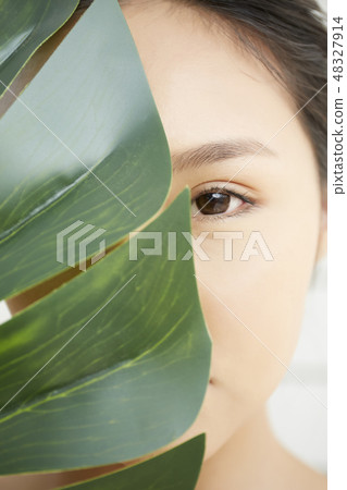 Women beauty Women beauty 48327914