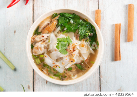 Chicken Kway Teow Soup Chicken Kway Teow Soup 48329564