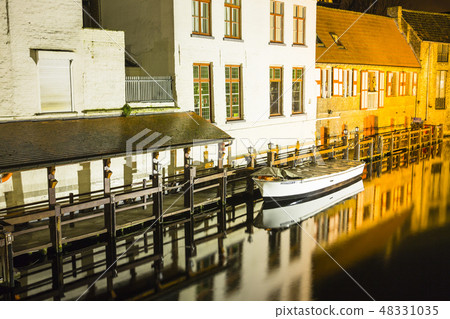 Canal of Belgium Brugge 48331035