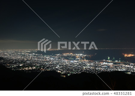 六甲夜視圖在冬天 48331281