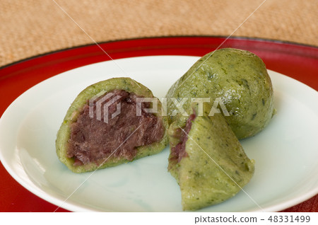 Mugwort rice cake 48331499