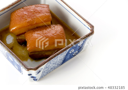 沖繩筏子（煮熟的五花肉）的當地美食 48332185