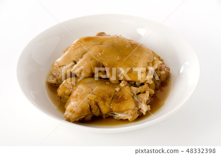 Okinawan cuisine (boiled pork feet) 48332398