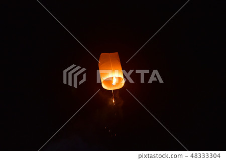 Launching floating lanterns Yeepeng Festival Launching floating lanterns Yeepeng Festival 48333304
