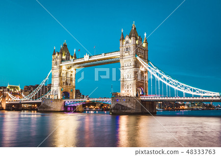 The Tower Bridge in London The Tower Bridge in London 48333763