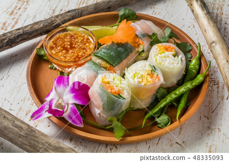 泰國未加工的捲卷泰國食物非油煎的春捲 48335093