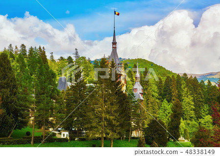 Peles Castle in Sinaia Peles Castle in Sinaia 48338149
