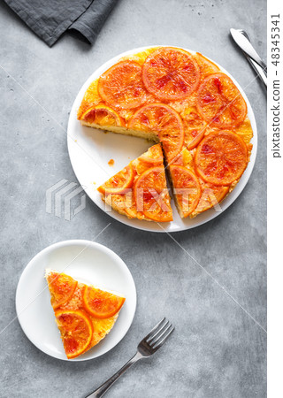 Upside down orange cake Upside down orange cake 48345341