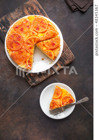 Upside down orange cake Upside down orange cake 48345367