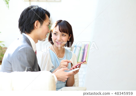 打扮男女 48345959