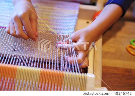 Weave lag with weaving machine 48346742