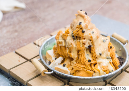 milk tea shaved ice 48348200