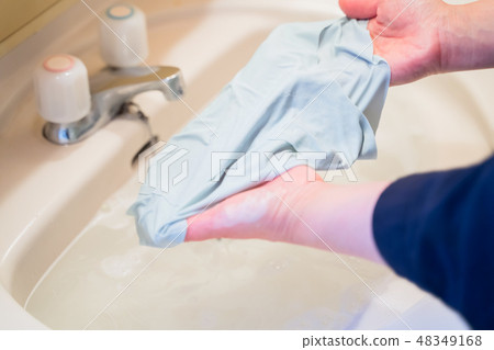 內衣洗衣 48349168