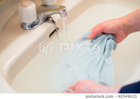 內衣洗衣 48349620