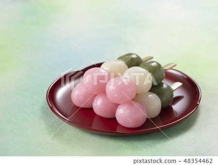 Three-color dumplings 48354462