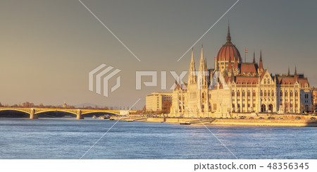 Parliament building and river Danube of Budapest 48356345