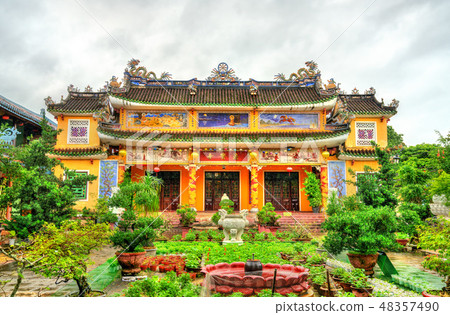 Chua Phap Bao, a Buddhist temple in Hoi An, Vietnam 48357490