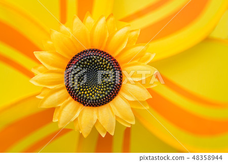 Large yellow artificial sunflower fan Large yellow artificial sunflower fan 48358944