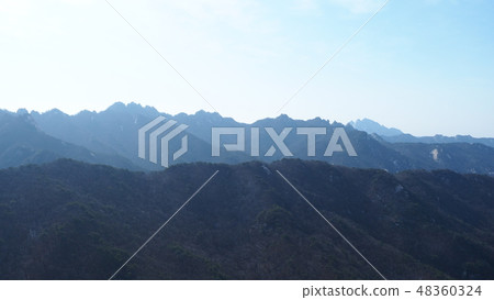Mountain climbing picture Mountain climbing picture 48360324